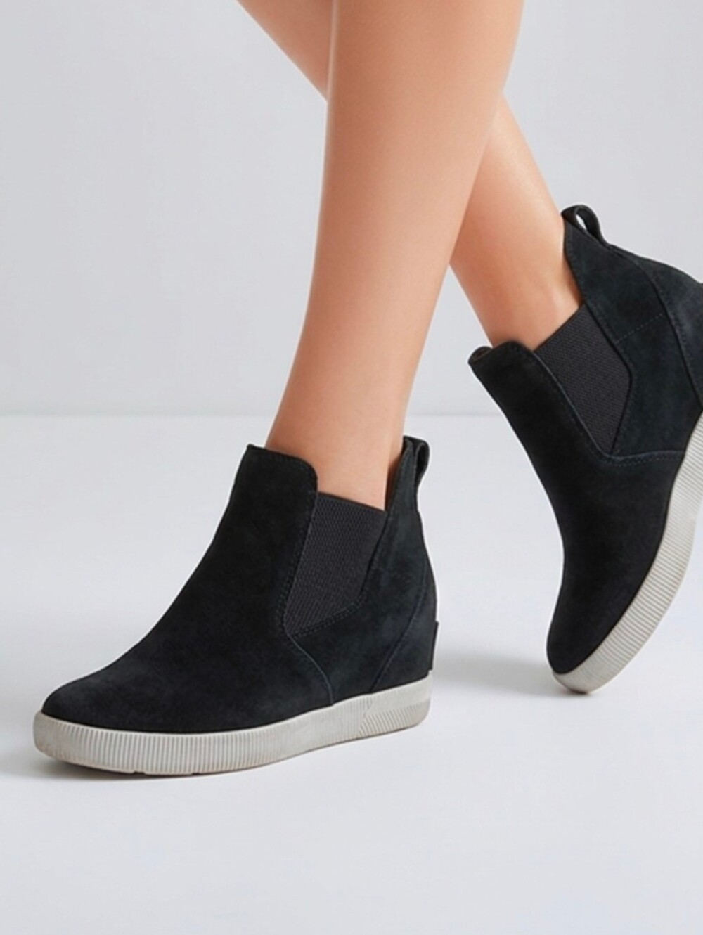 Sorel Black Suede Women's Wedge Sneakers Size 7